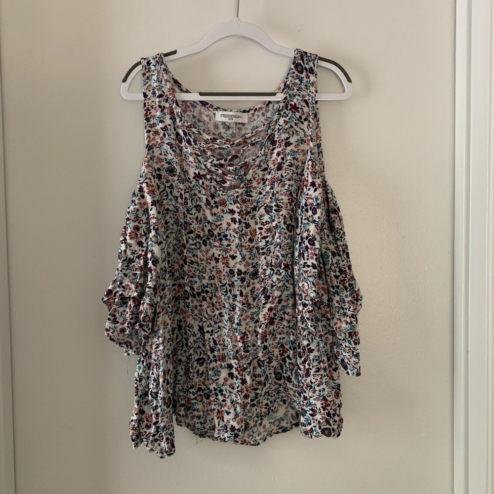 Floral Cut-Out-Shoulder Top